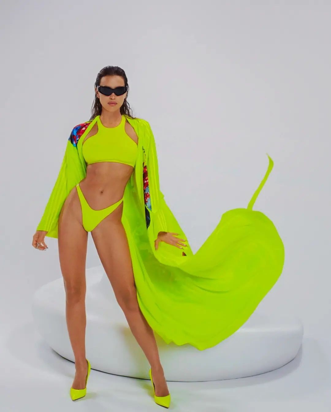 irina-shayk-sexy-for-ivy-park-x-adidas-thefappening-cfd-5 Irina Shayk Sexy Bikini For Ivy Park x Adidas