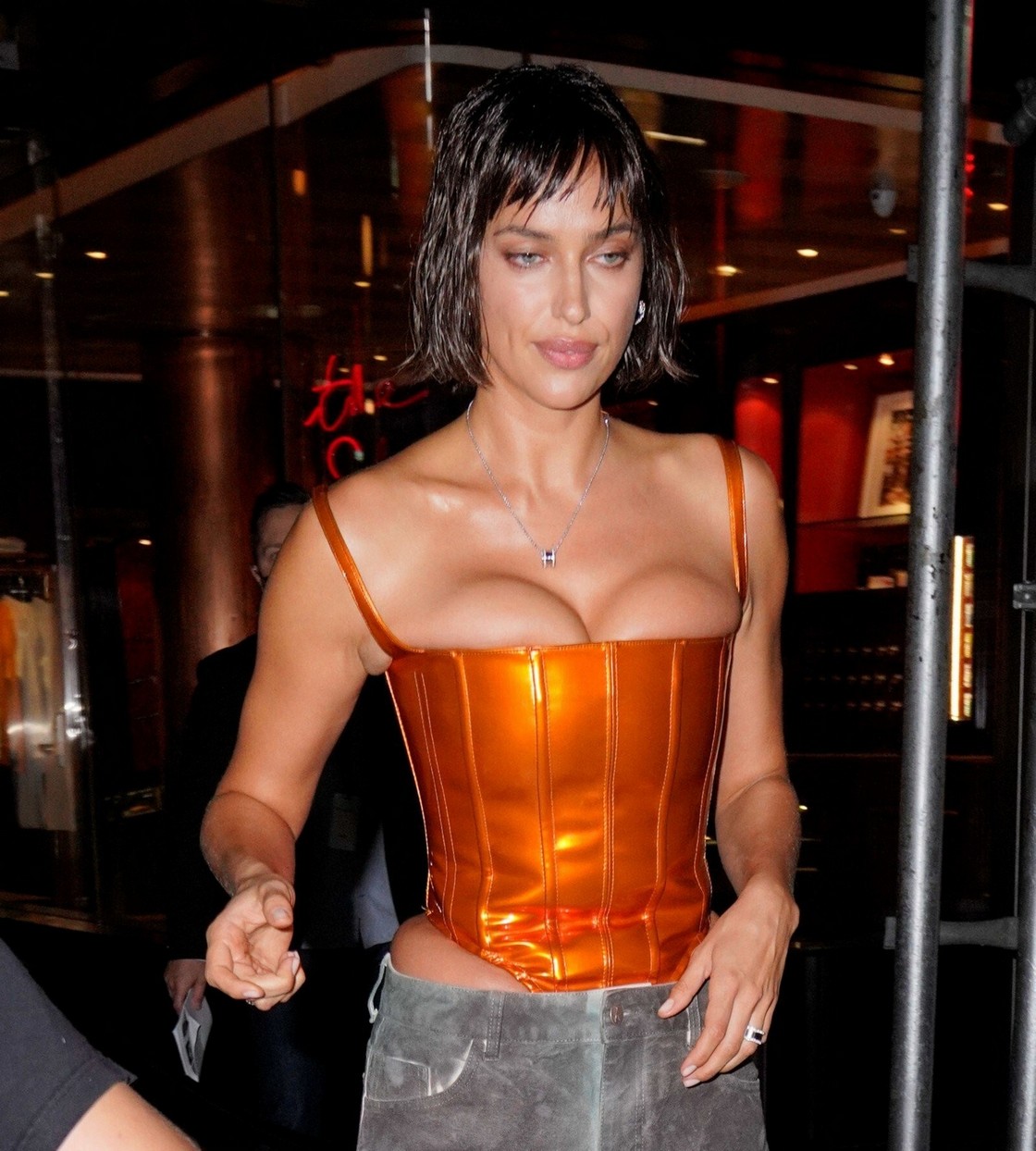 irina-shayk-sexy-in-tight-corset-thefappening-cfd-12 Irina Shayk Paparazzi