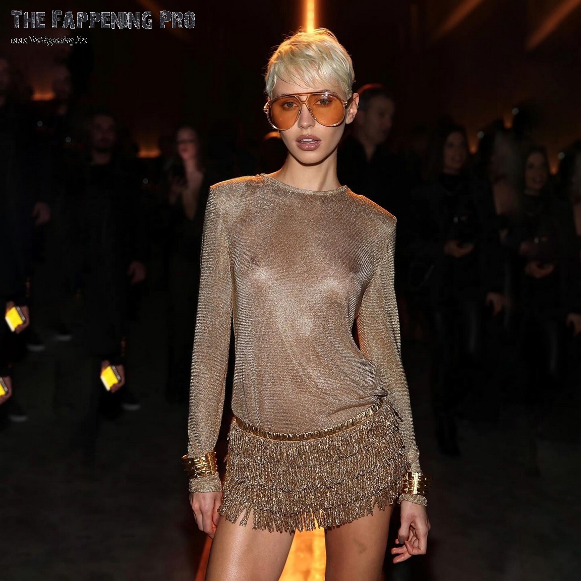 iris-law-tits-thefappening-cfd-7 Iris Law Fappening