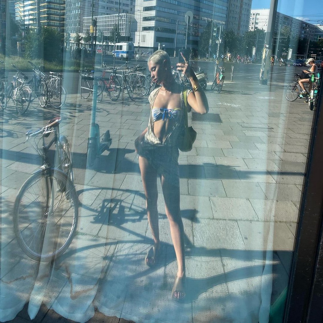 iris-law-upskirt-thefappening-cfd-3 Iris Law Hot