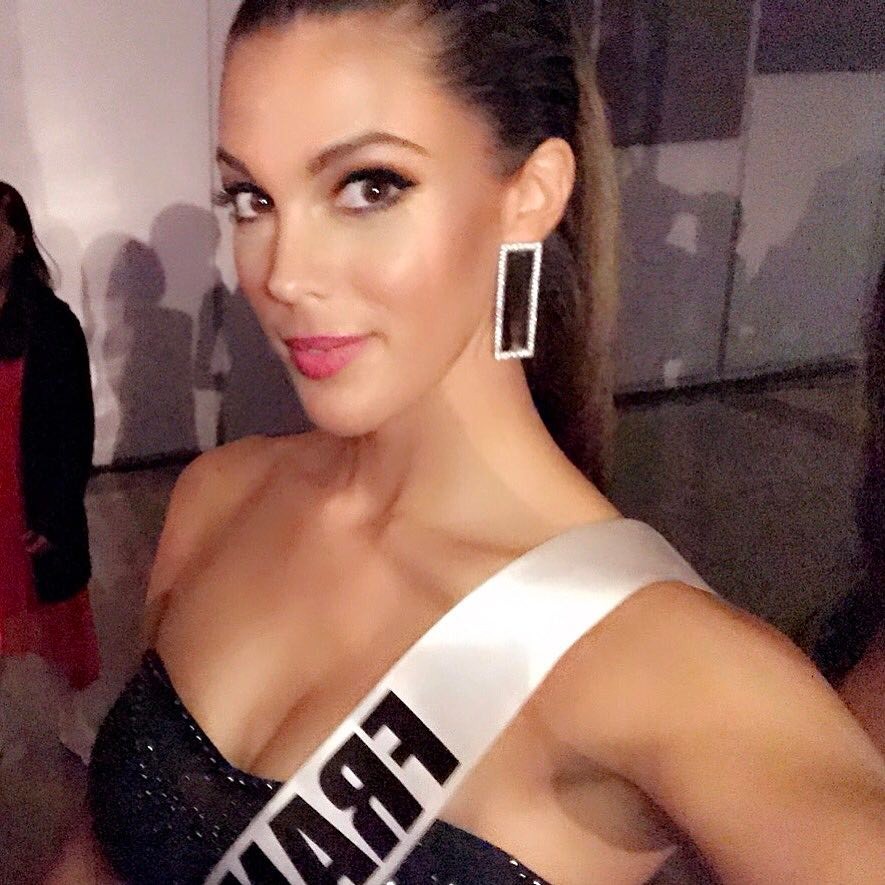 iris-mittenaere-sexy-fappening-33 Iris-Mittenaere-Sexy-Fappening-33