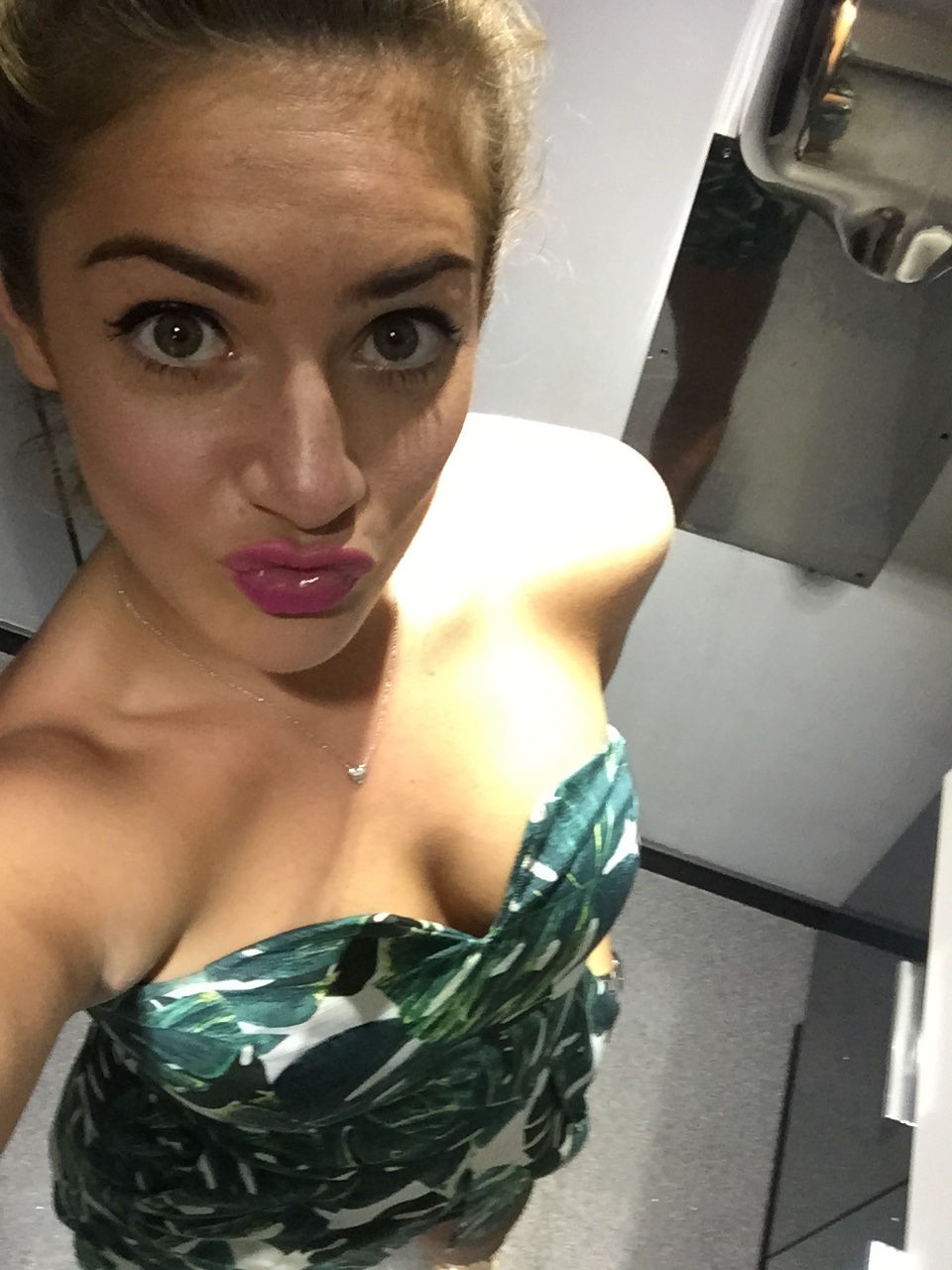 isabel-hodgins-nude-the-fappening-pro-5 isabel hodgins nude the fappening pro 5