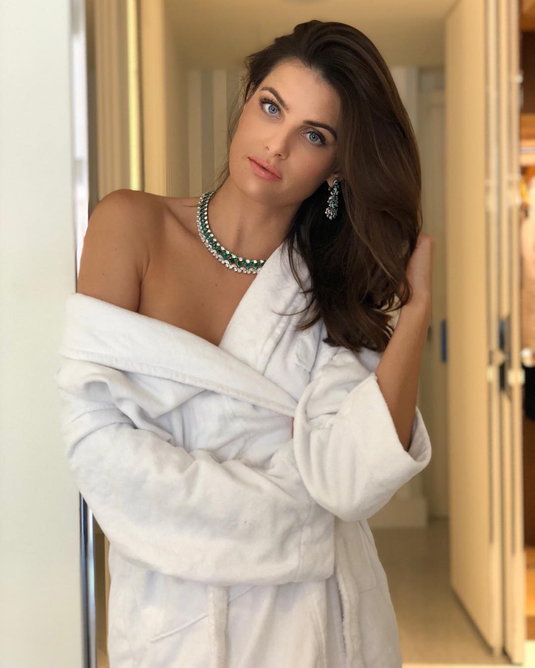 isabeli-fontana-topless-sexy-thefappening-pro-23 isabeli fontana topless sexy thefappening pro 23