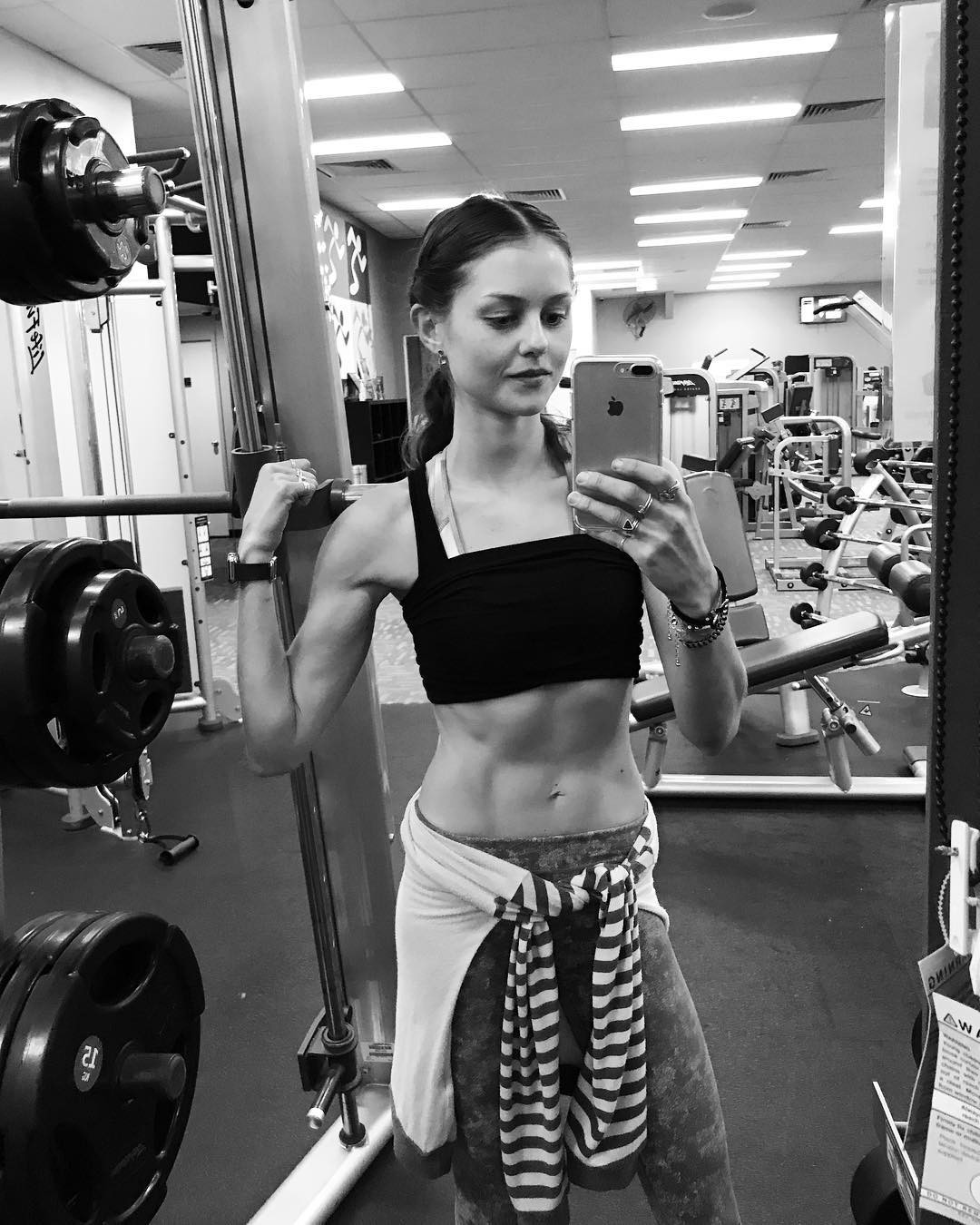 isabelle-cornish-64-topless-thefappening-pro_ isabelle cornish 64 topless thefappening pro