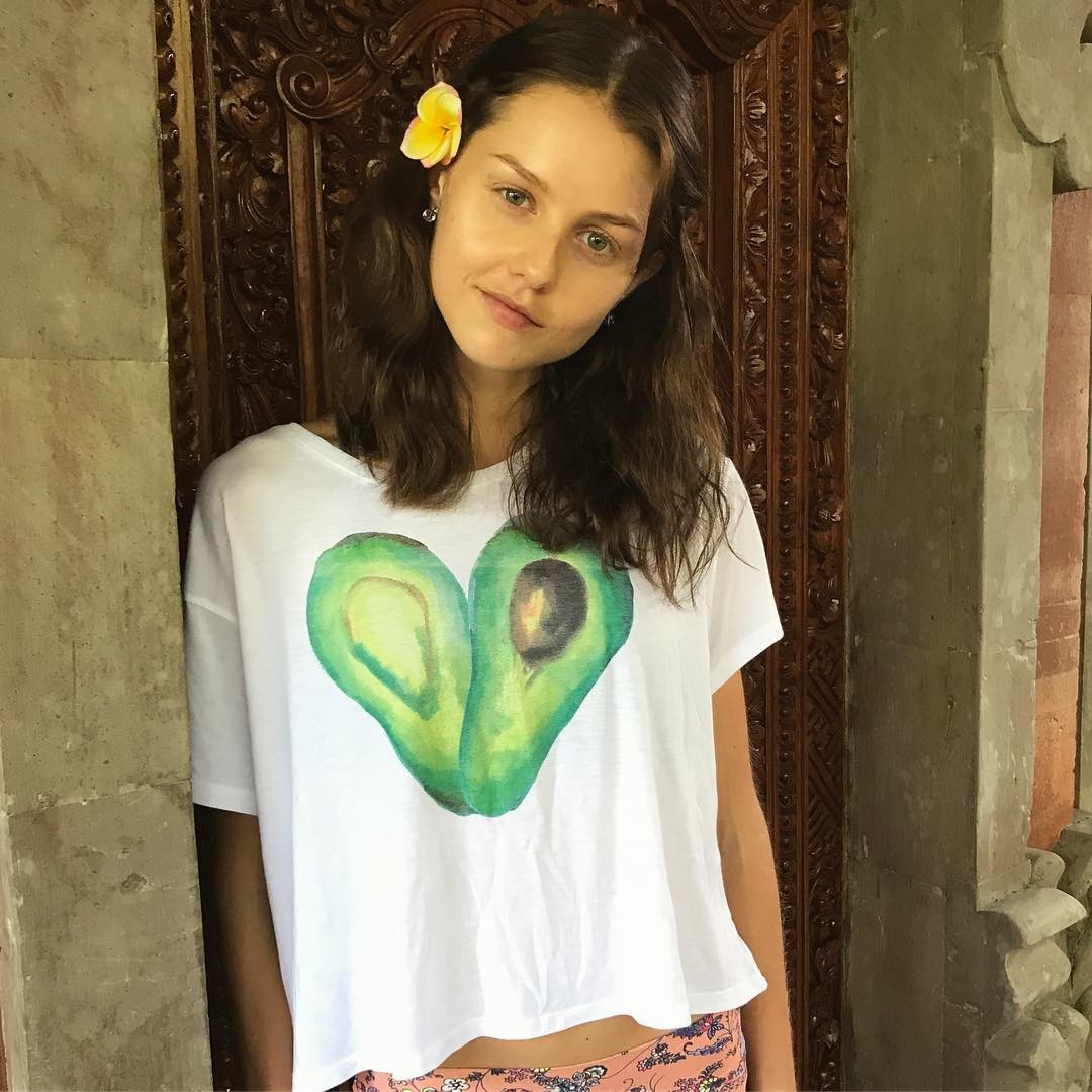 isabelle-cornish-67-topless-thefappening-pro_ isabelle cornish 67 topless thefappening pro