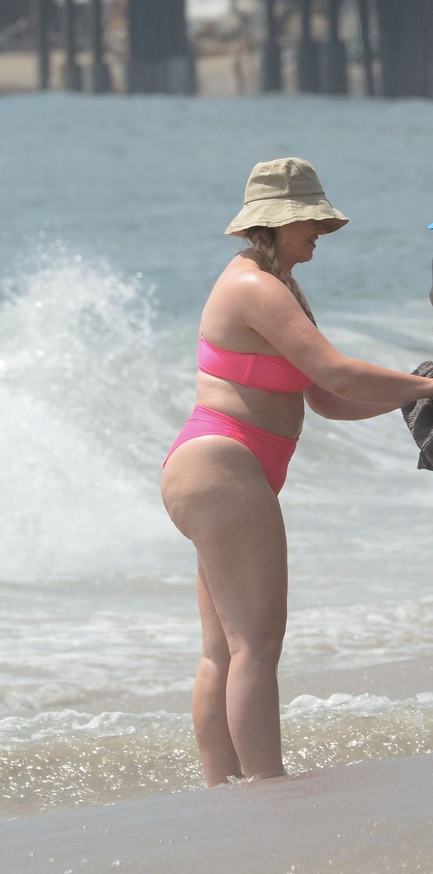 iskra lawrence showed a sexy ass in a bikini for the first time after pregnancy thefappening cfd 5