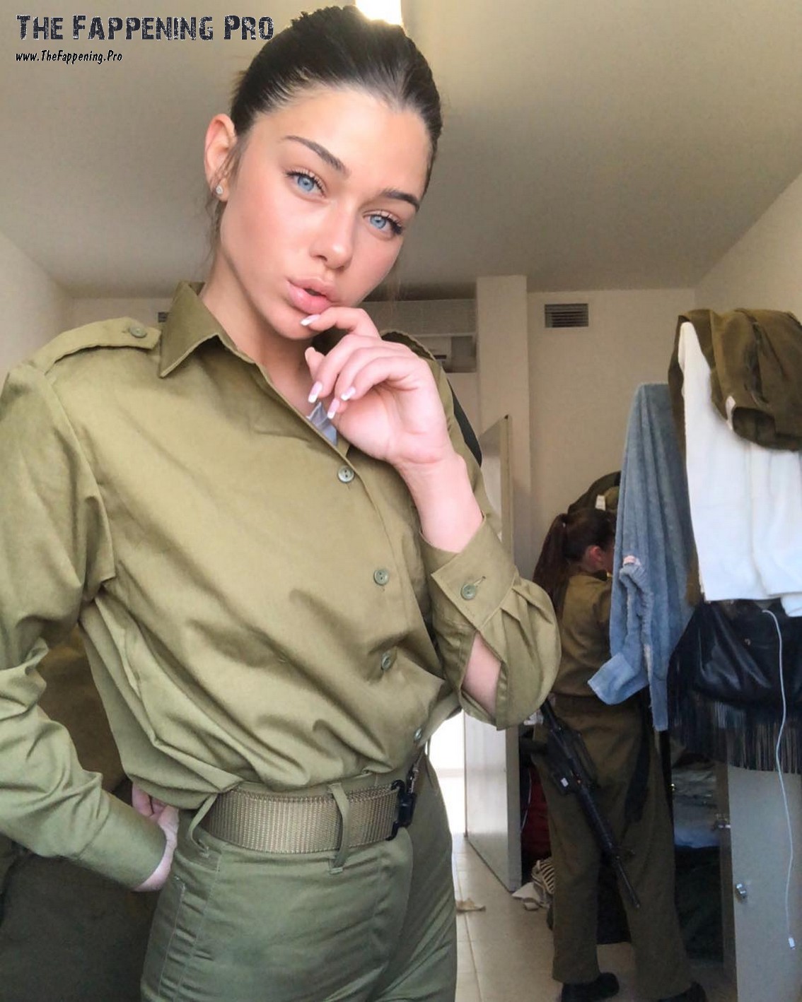 israeli-army-girl-nude-thefappening-cfd-1 Milana Vino Israel Army Girl