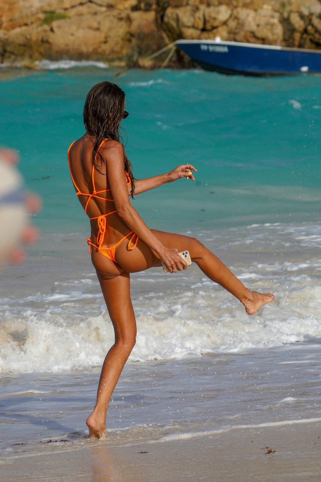 izabel-goulart-tiny-bikini-in-new-year-2021-thefappening-cfd-5 izabel goulart tiny bikini in new year 2021 thefappening cfd 5