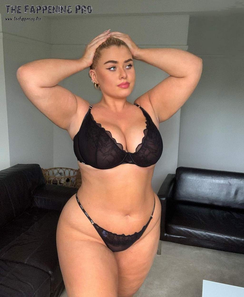 izzy-nicholls-sexy-thefappening-cfd-2 Izzy Nicholls Hot