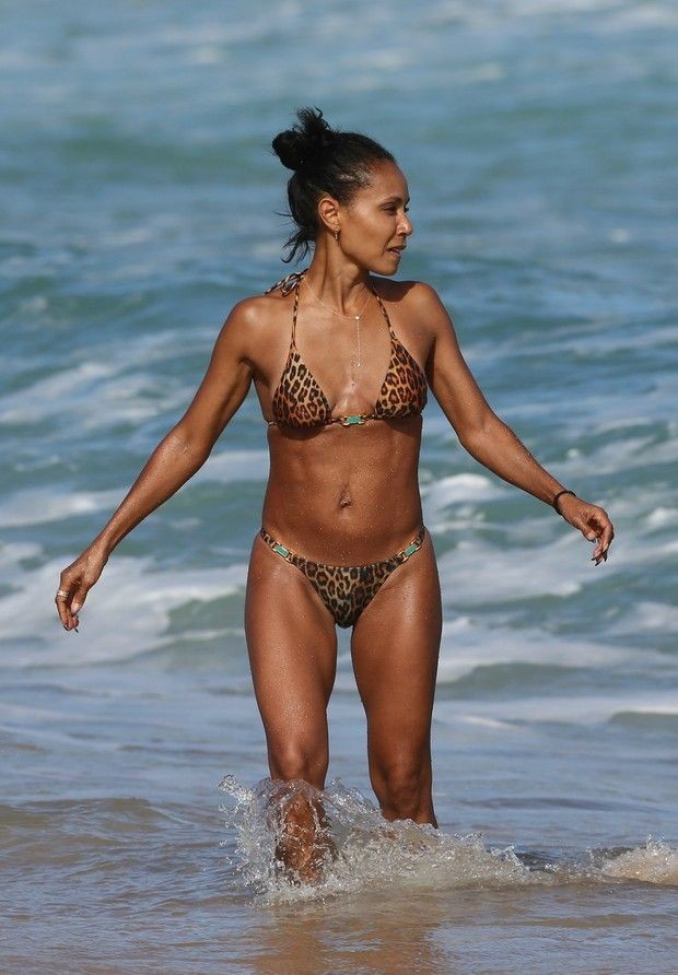 jada-pinkett-smith-sexy-thefappening-cfd-3 Jada Pinkett Smith Hot