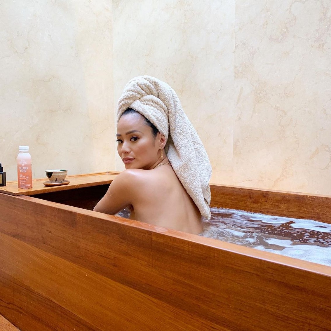 jamie-chung-leaked-thefappening-cfd-12 Jamie Chung Topless Leaked In Bath