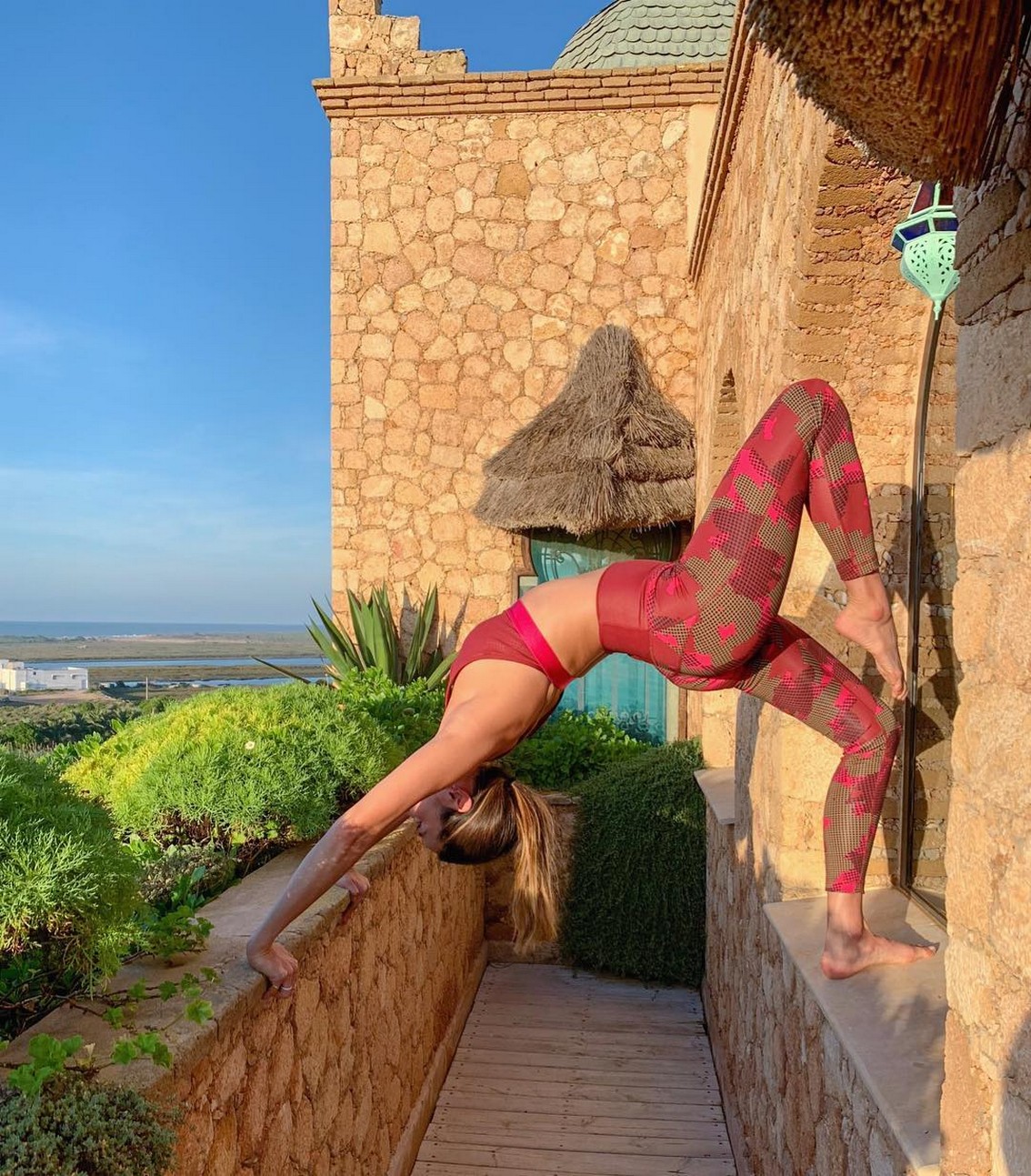jamie-chung-sexiest-pics-never-seen-before-thefappening-cfd-16 Jamie Chung Sexy In Yoga Pose