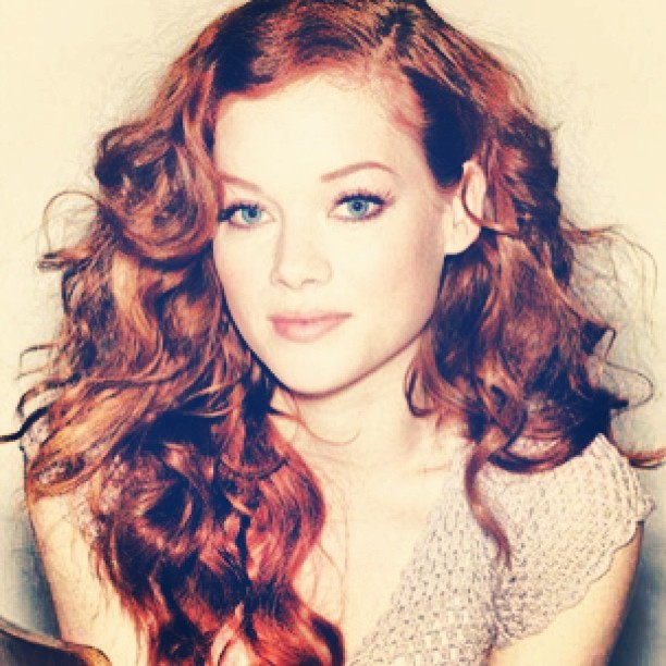 jane-levy-nude-sexy-10 jane-levy-nude-sexy-10