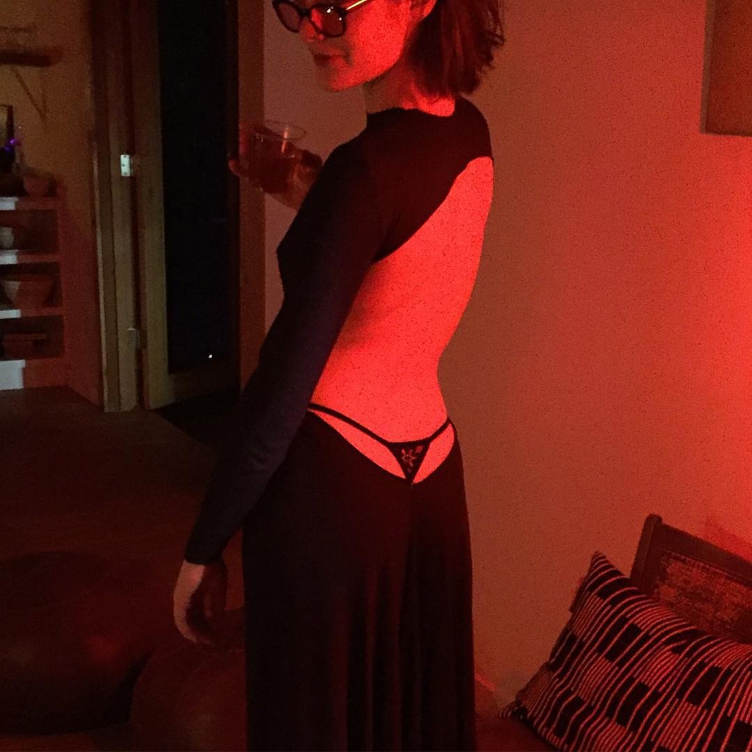 jane-levy-nude-sexy-16 Jane Levy Fappening
