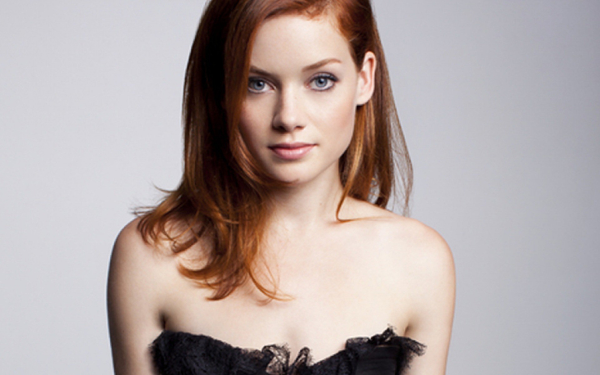 jane-levy-nude-sexy-2 jane-levy-nude-sexy-2