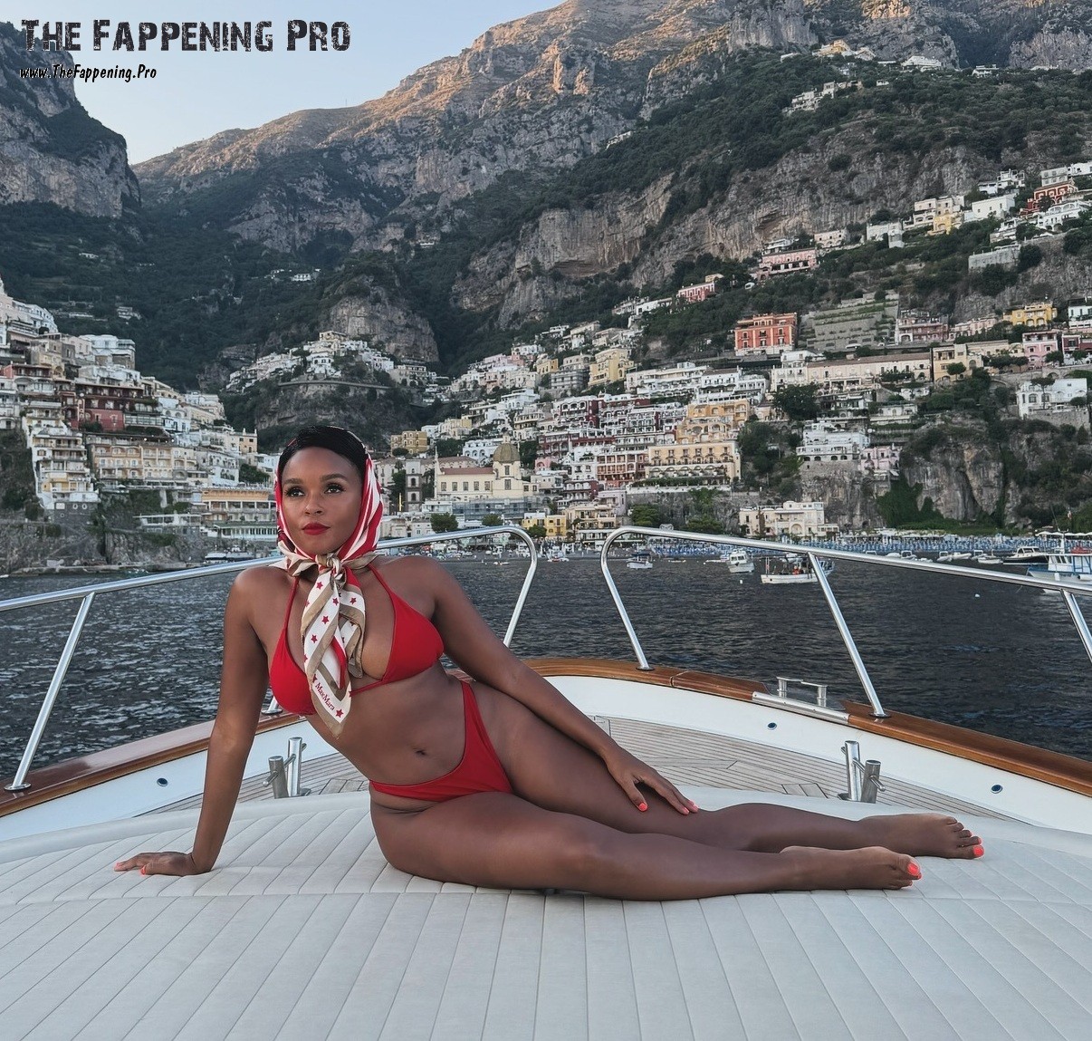 janelle-monae-sexy-thefappening-cfd-10 Janelle Monae Barefoot