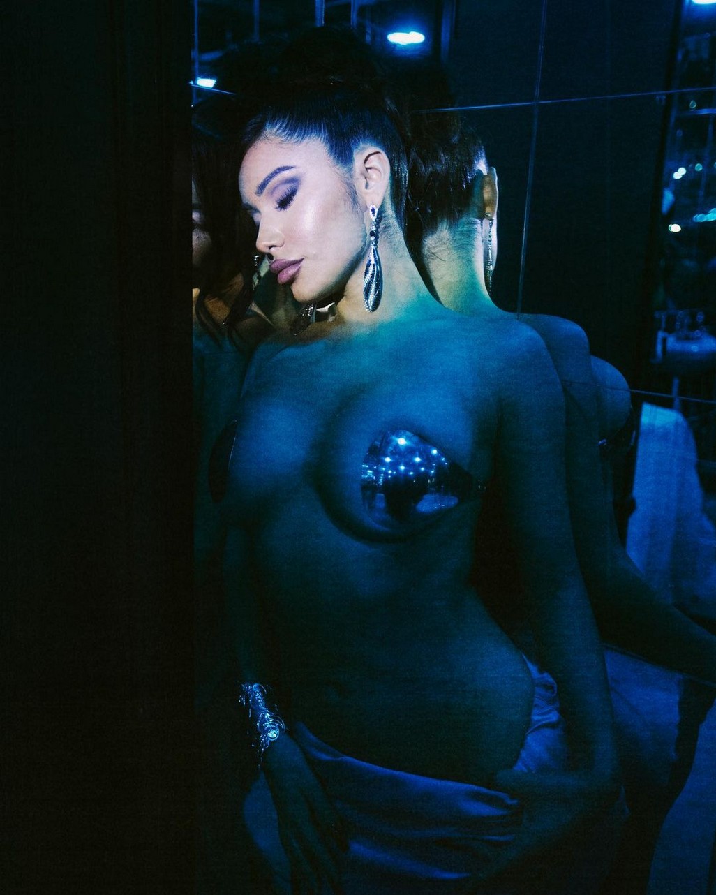 janet-guzman-topless-and-sexy-thefappening-cfd-4-1 Janet Guzman Topless