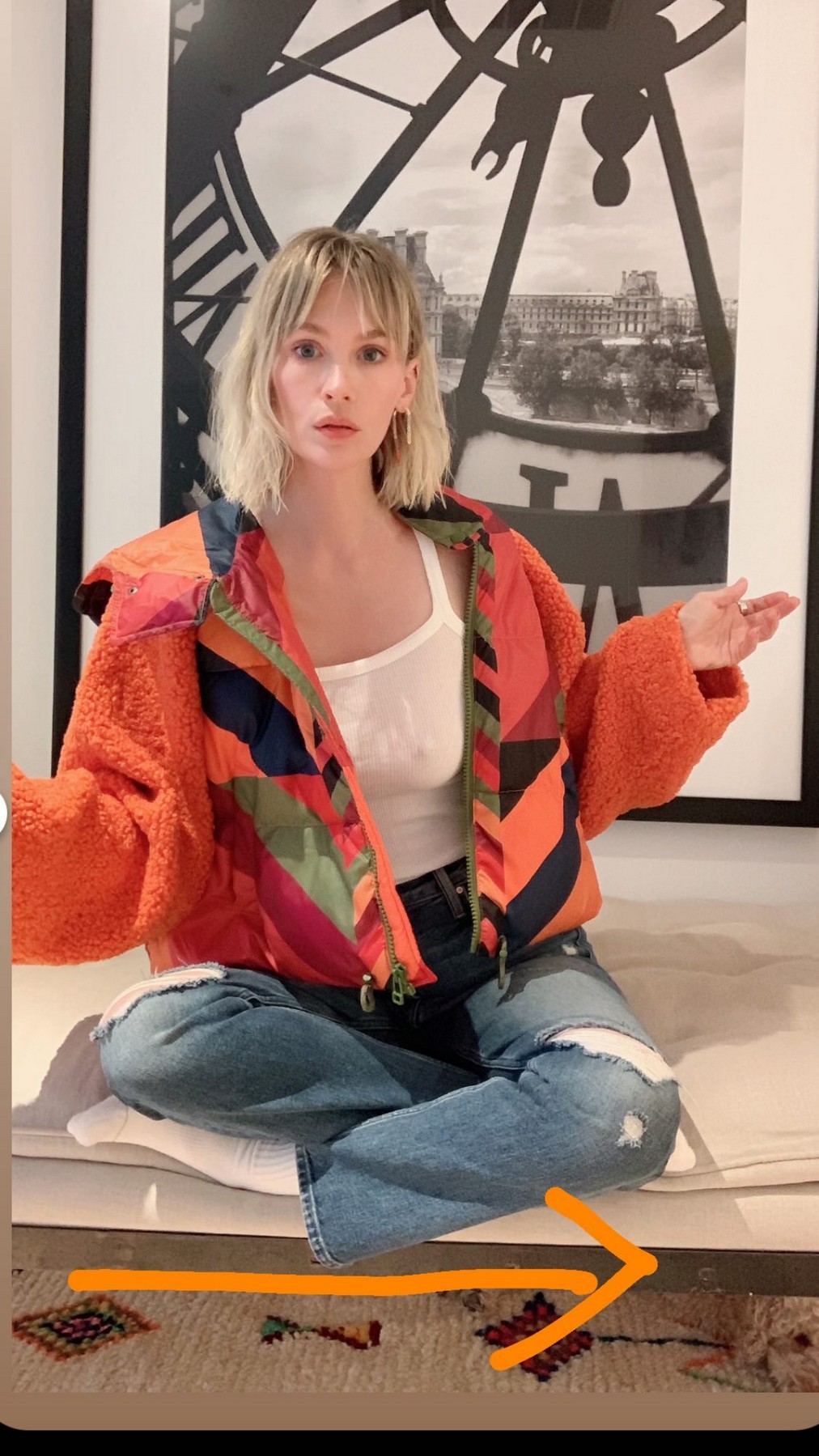 january-jones-braless-thefappening-cfd-1 January Jones Braless