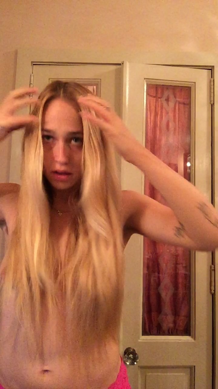 jemima-kirke-naked-leaked-8 jemima kirke naked leaked 8