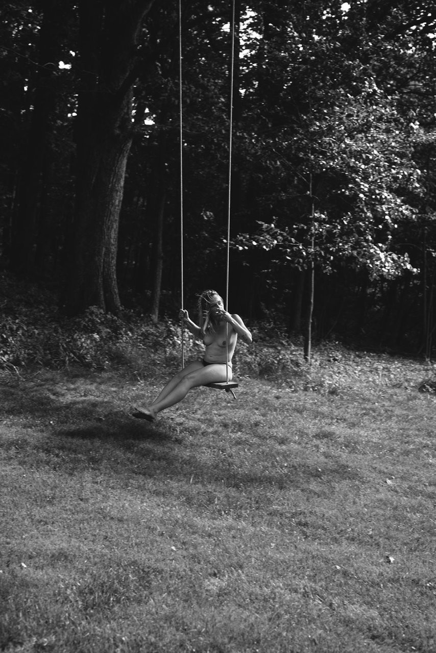 jemima-kirke-nude-shooting-8 jemima kirke nude shooting 8