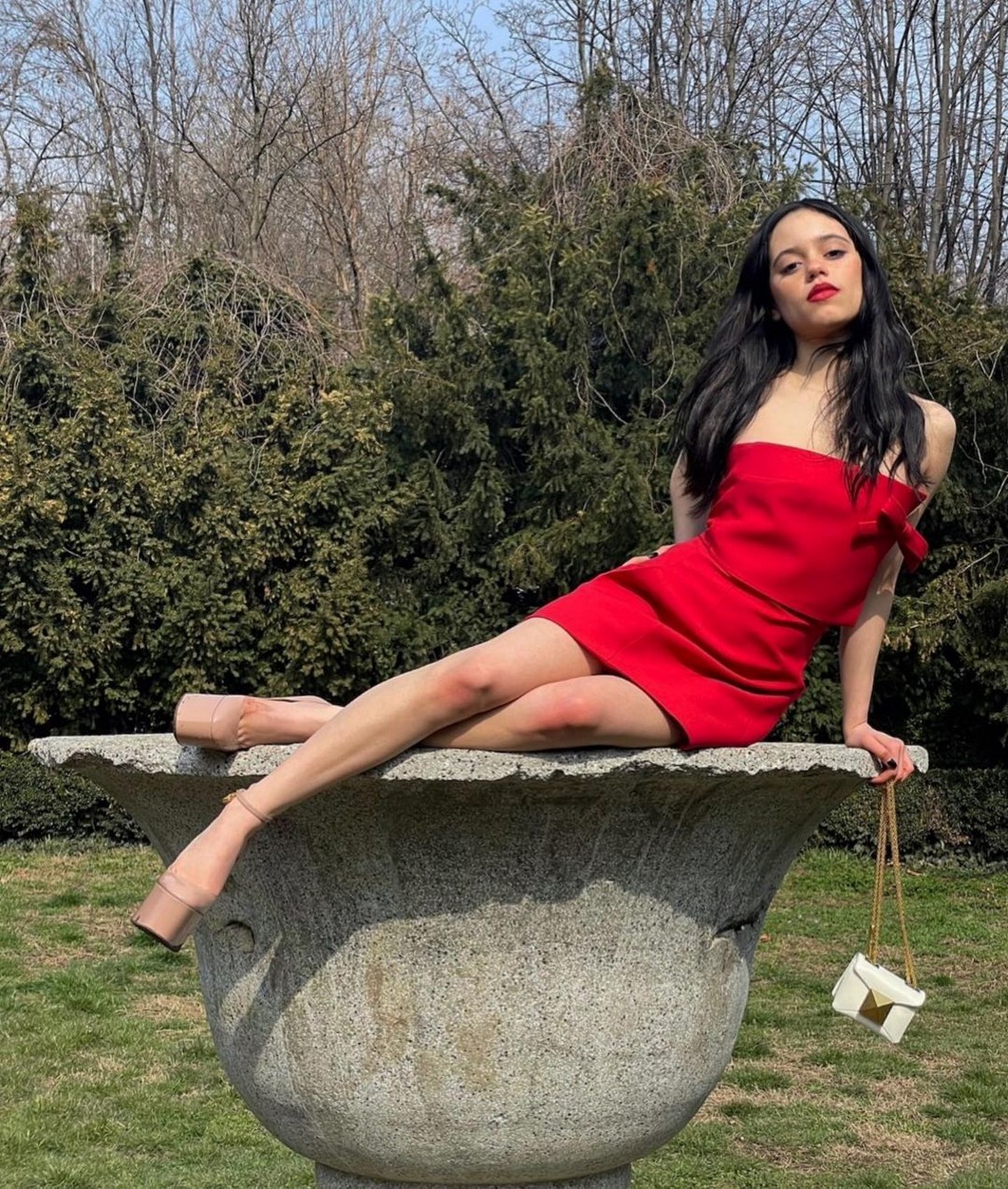 jenna-ortega-feet-thefappening-cfd-1 Jenna Ortega Feet