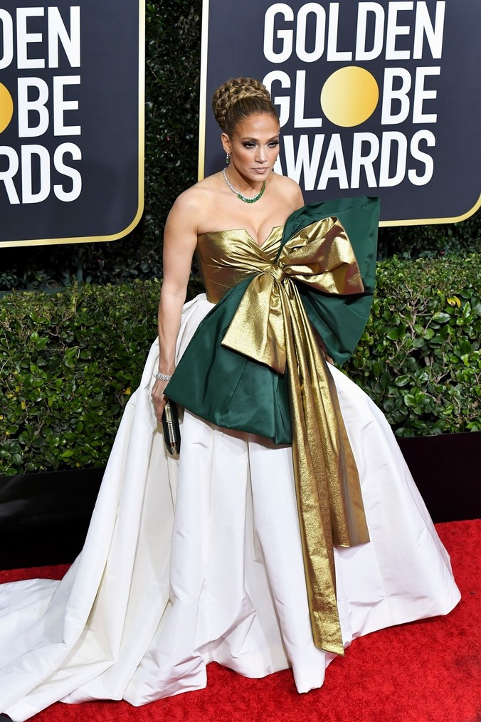 jennifer-lopez-funny-dress-thefappening-cfd-1 jennifer lopez funny dress thefappening cfd 1