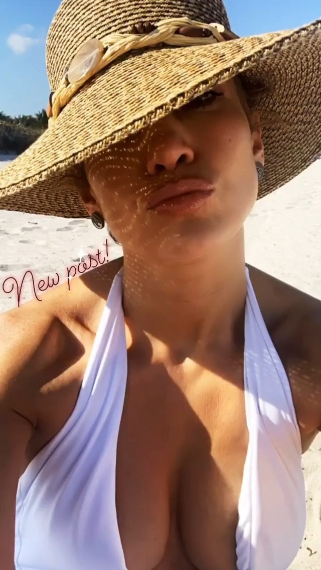 jennifer-lopez-sexy-in-white-bikini-thefappening-pro-2 jennifer lopez sexy in white bikini thefappening pro 2