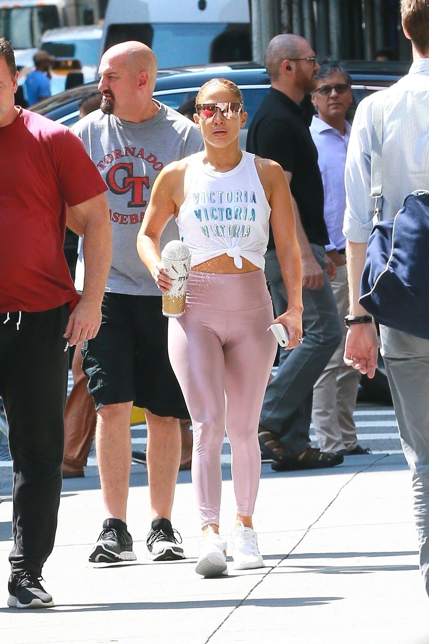 jennifer-lopez-sexy-thefappening-cfd-21 Jennifer Lopez Sexy in public