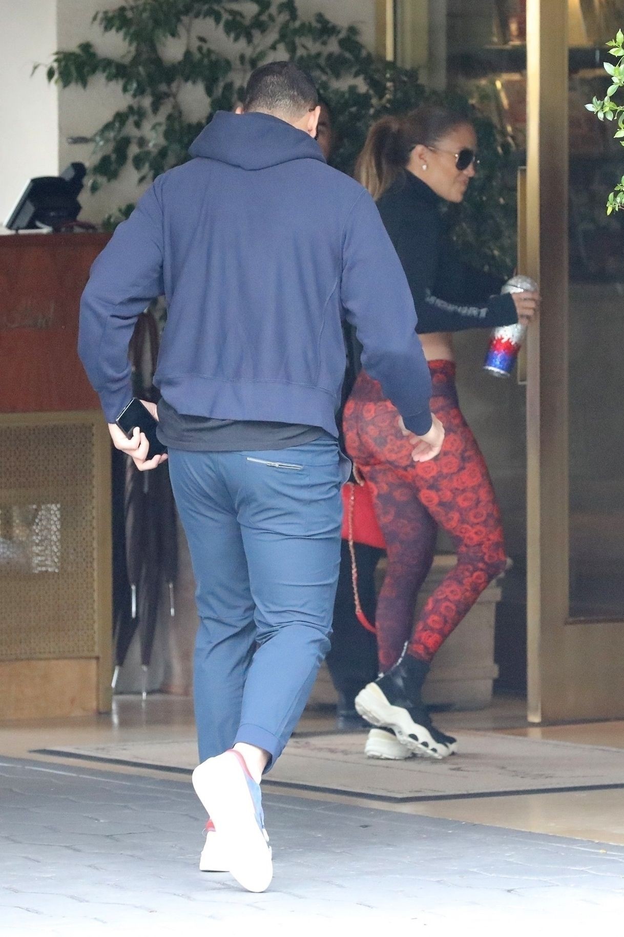 jennifer-lopez-showed-off-a-sexy-ass-in-los-angeles-thefappening-pro-18 jennifer lopez showed off a sexy ass in los angeles thefappening pro 18