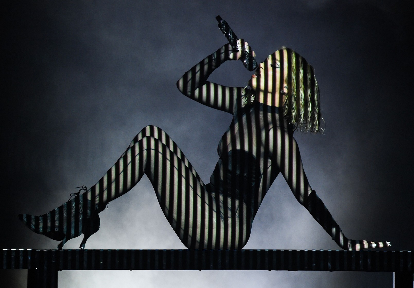 jennifer-lopezs-bold-look-for-ama-2020-performance-thefappening-cfd-2 jennifer lopezs bold look for ama 2020 performance thefappening cfd 2