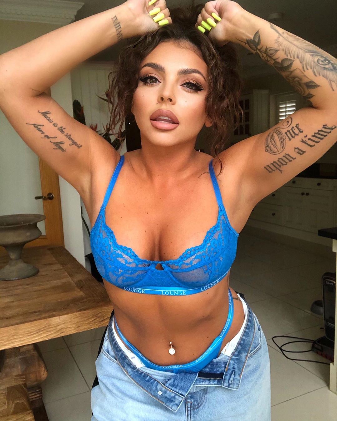 jesy-nelson-sexy-lingerie-thefappeningpro-16-1 Jesy Nelson Sexy Tits in Cleavage