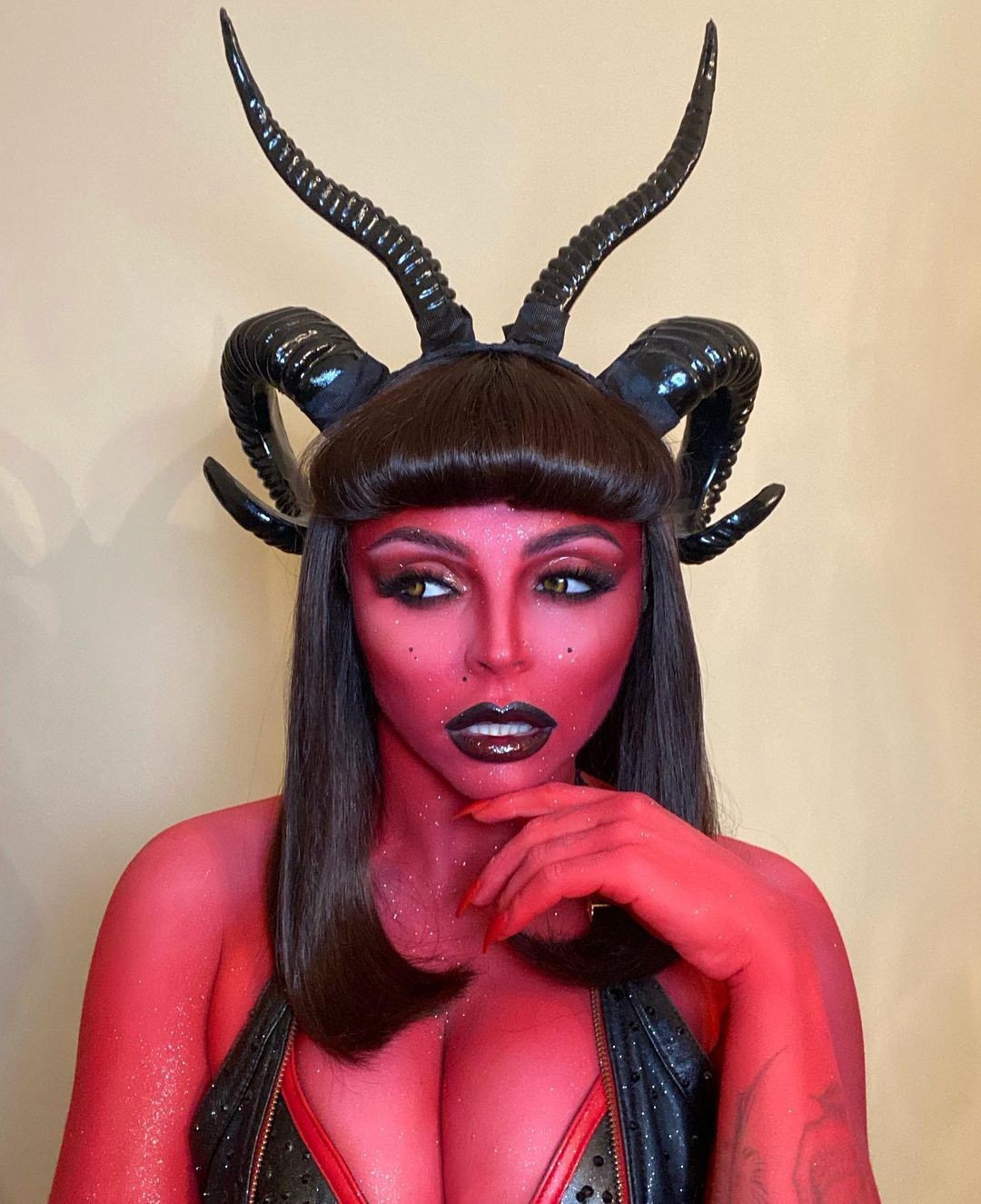 jesy-nelson-sexy-look-for-halloween-2020-thefappeningpro-2 jesy nelson sexy look for halloween 2020 thefappeningpro 2