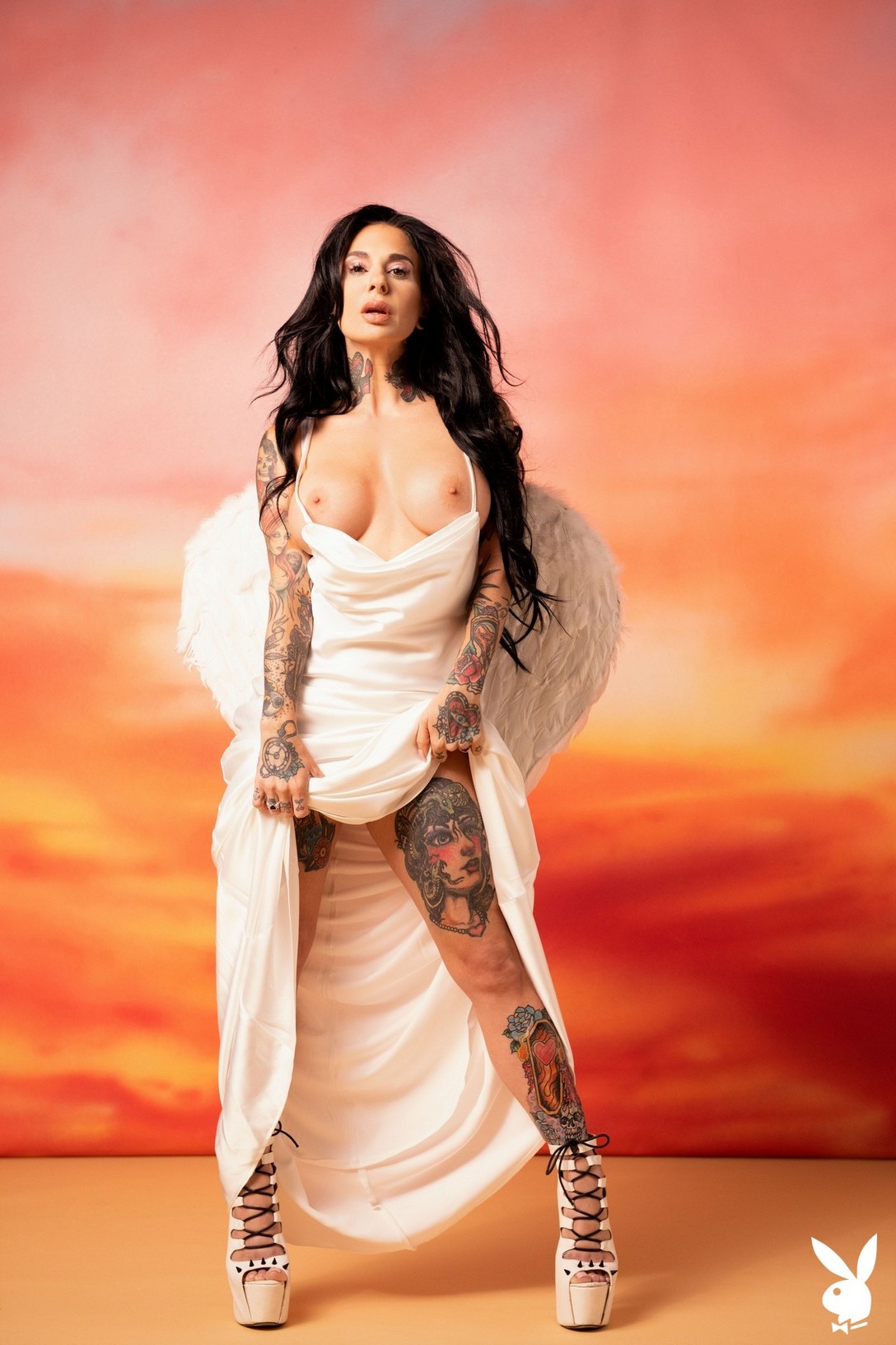 joanna-angel-nude-thefappening-cfd-4 Joanna Angel Upskirt