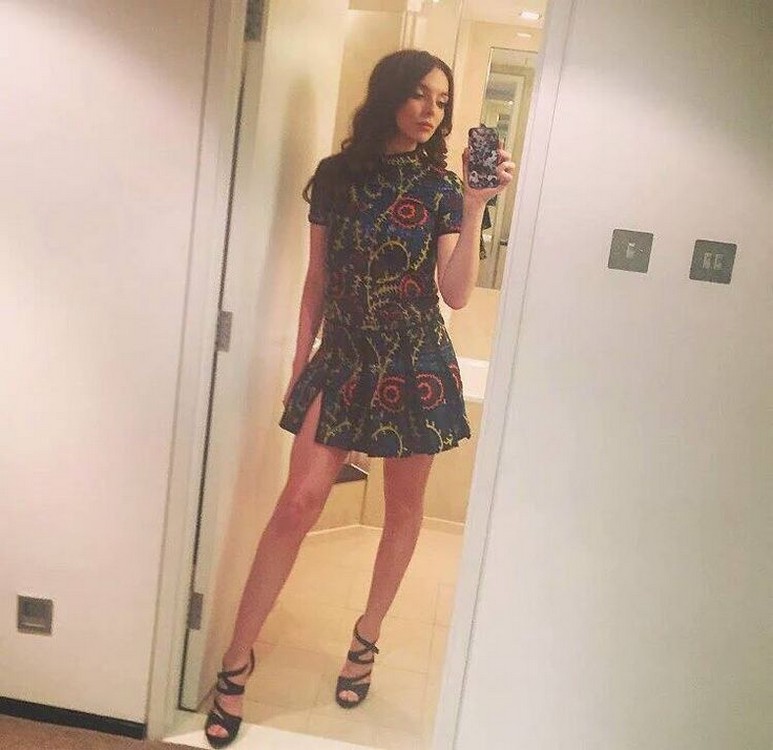 jodie-comer-selfie-thefappening-cfd-2 Jodie Comer Leaked Selfie 2021