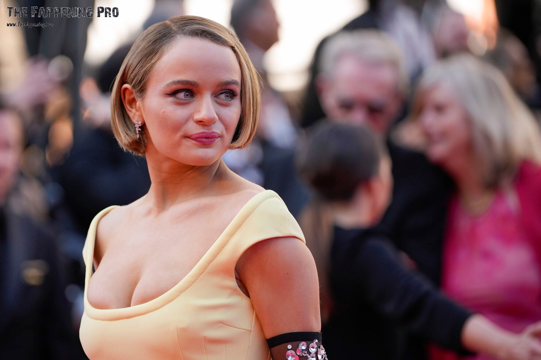 joey-king-tits-thefappening-cfd-13 Joey King Hot