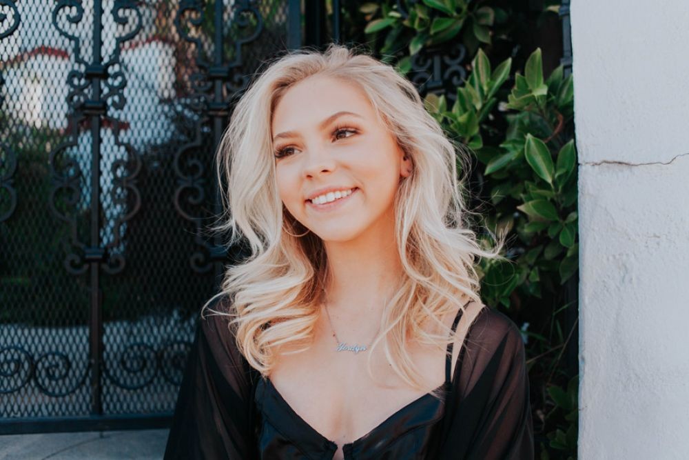 jordyn-jones-sexy-c-heads-15 jordyn jones sexy c heads 15