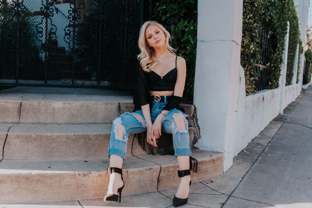 jordyn-jones-sexy-c-heads-18 jordyn jones sexy c heads 18