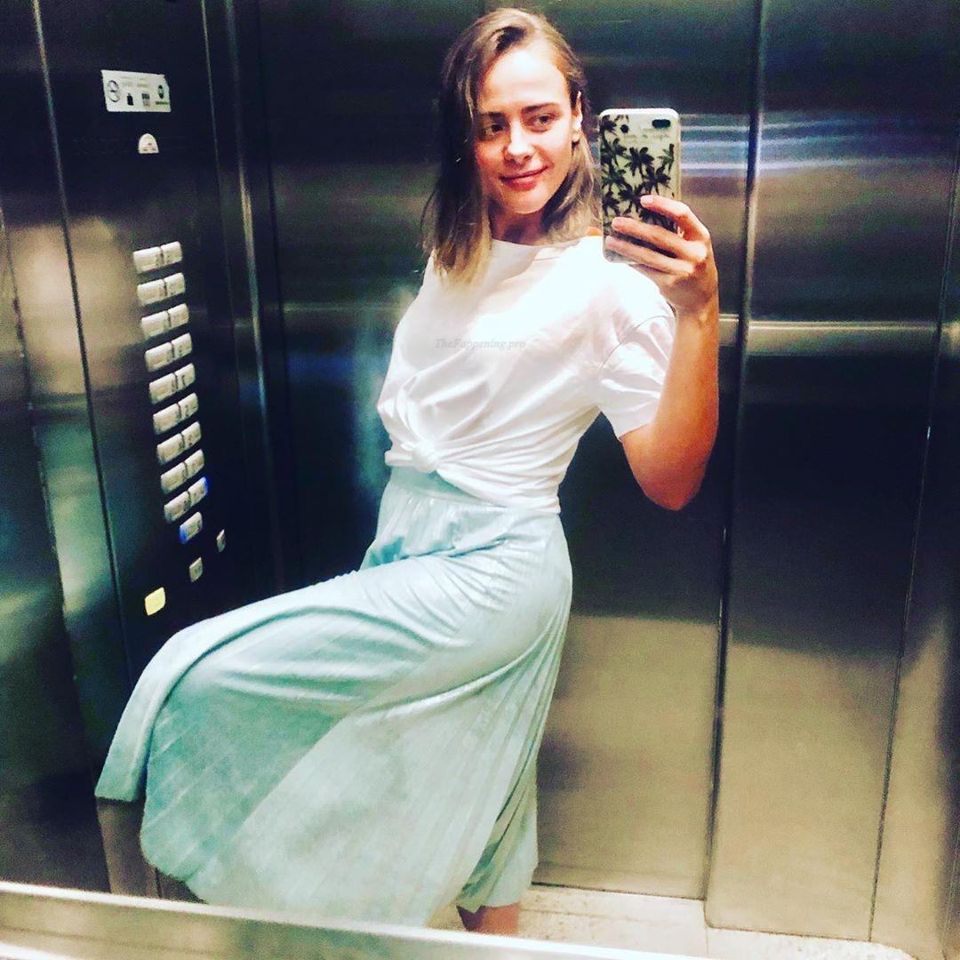 juliana-silveira-sexy-thefappening-pro-47 Juliana Silveira Selfie
