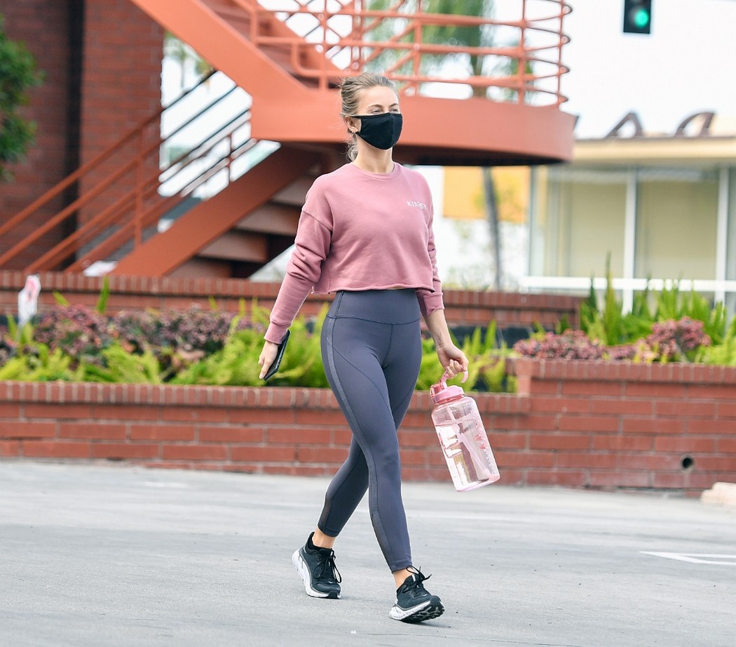 julianne-hough-camletoe-thefappening-cfd-9 julianne hough camletoe thefappening cfd 9