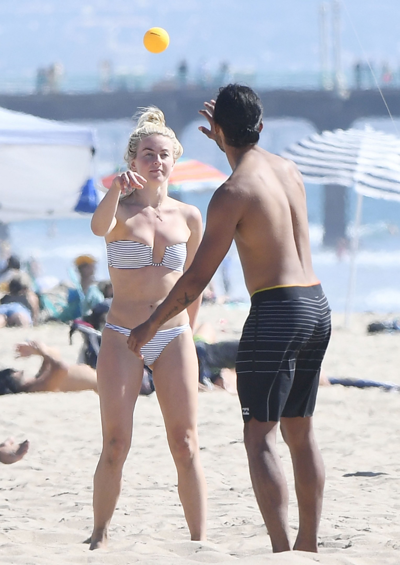 julianne-hough-sexy-bikini-42 julianne hough sexy bikini 42