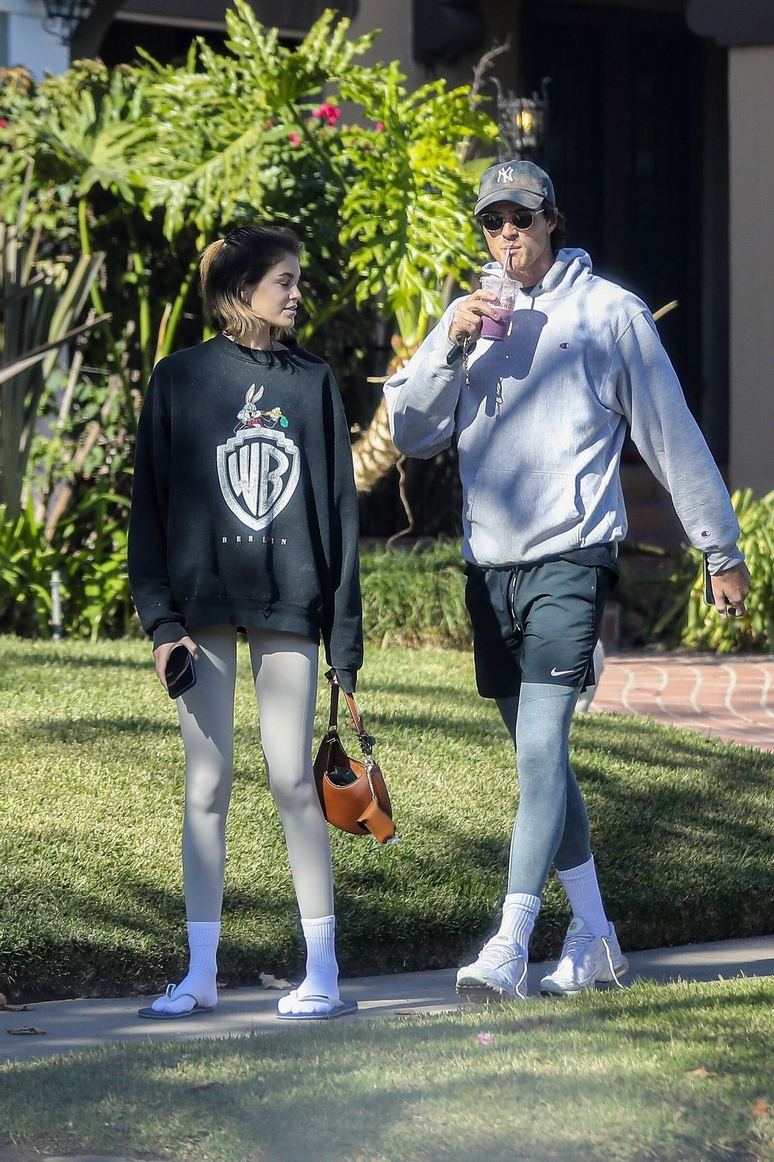 kaia-gerber-sexy-in-white-leggings-thefappening-cfd-15 kaia gerber sexy in white leggings thefappening cfd 15