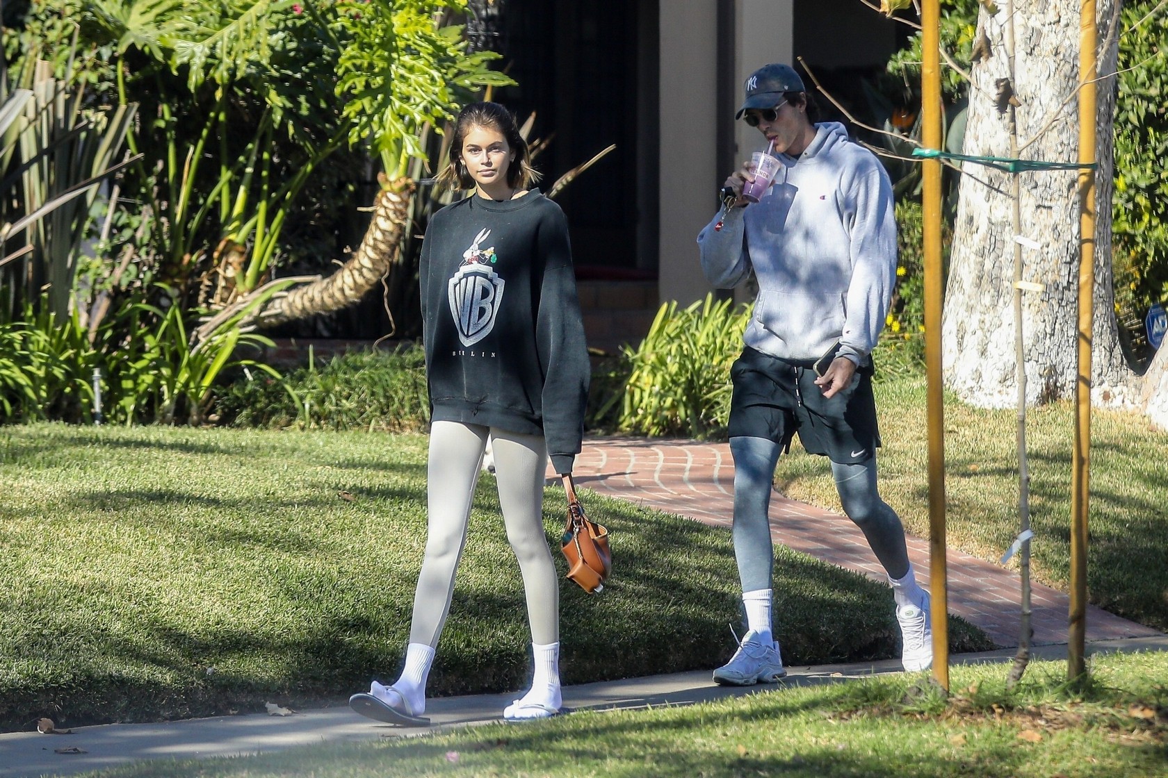 kaia-gerber-sexy-in-white-leggings-thefappening-cfd-20 Kaia Gerber Sexy