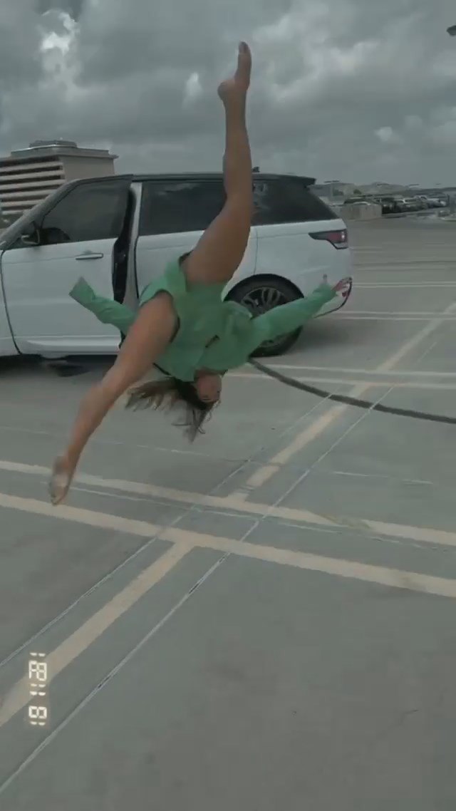 kalani-hilliker-hot-flexible-teen-thefappening-cfd-13 kalani hilliker hot flexible teen thefappening cfd 13