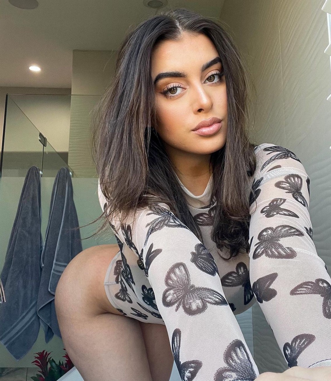 kalani-hilliker-sexy-bikini-thefappening-cfd-30 Kalani Hilliker Cute