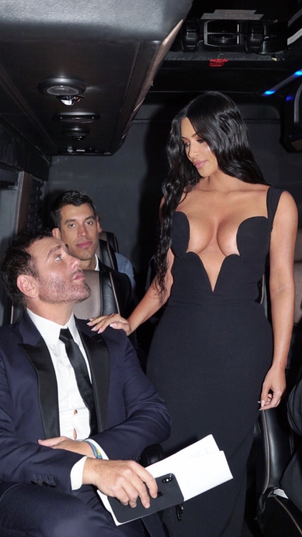 kardashian-sisters-tits-sexy-1 kardashian sisters tits sexy 1