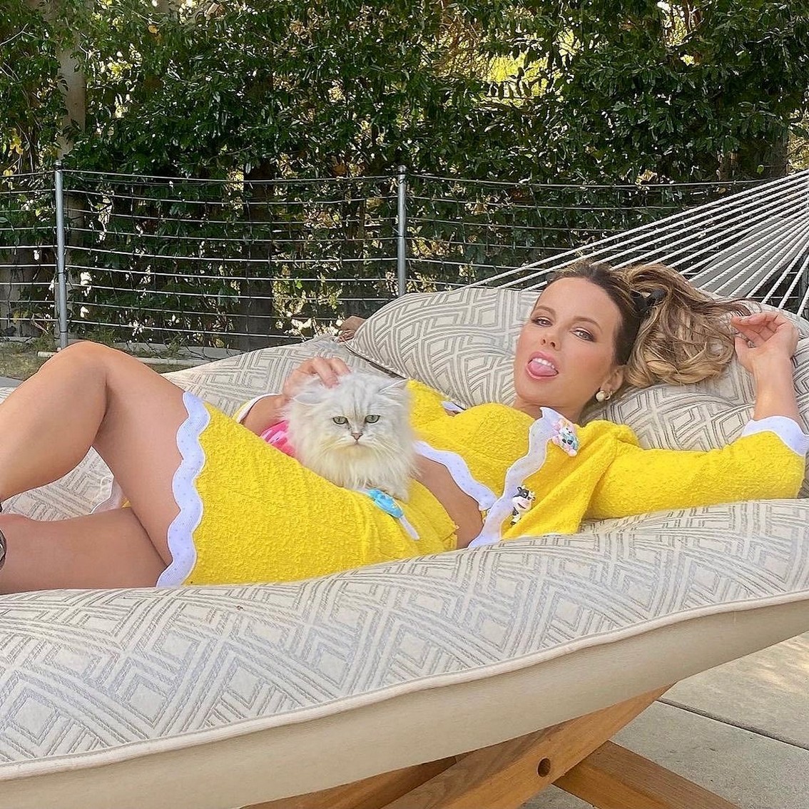 kate-beckinsale-sexy-barbie-doll-thefappening-cfd-3 Kate Beckinsale Upskirt