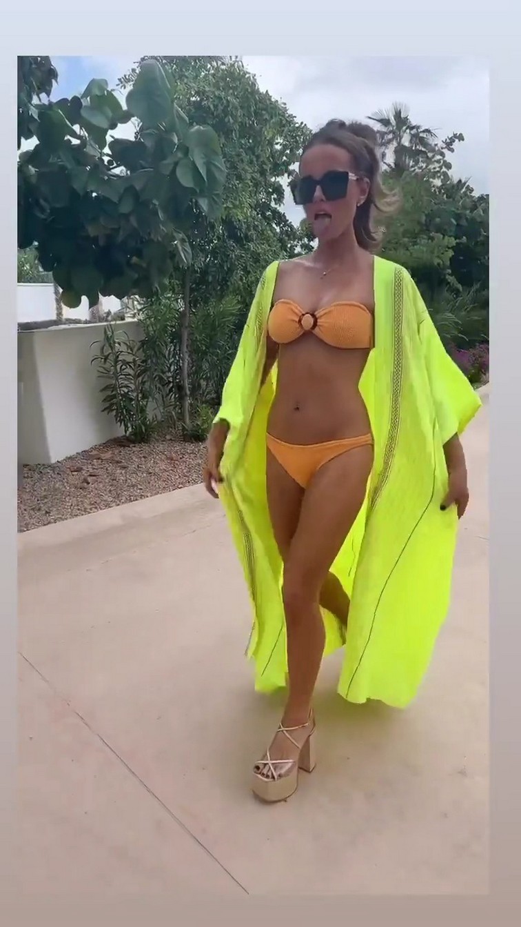 kate-beckinsale-sexy-bikini-thefappening-cfd-6 Kate Beckinsale Hot