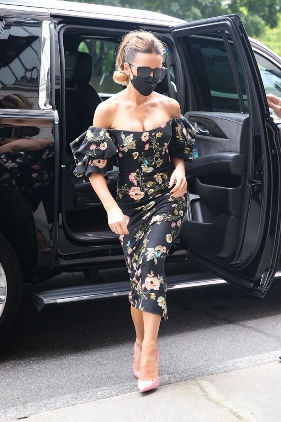 kate-beckinsale-sexy-in-floral-dress-thefappening-cfd-2 kate beckinsale sexy in floral dress thefappening cfd 2