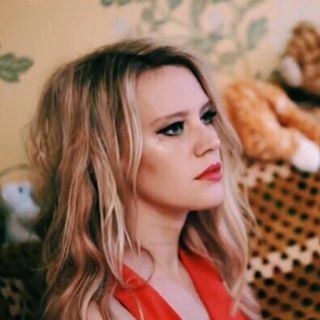 kate-mckinnon-nude-sexy-23 kate-mckinnon-nude-sexy-23