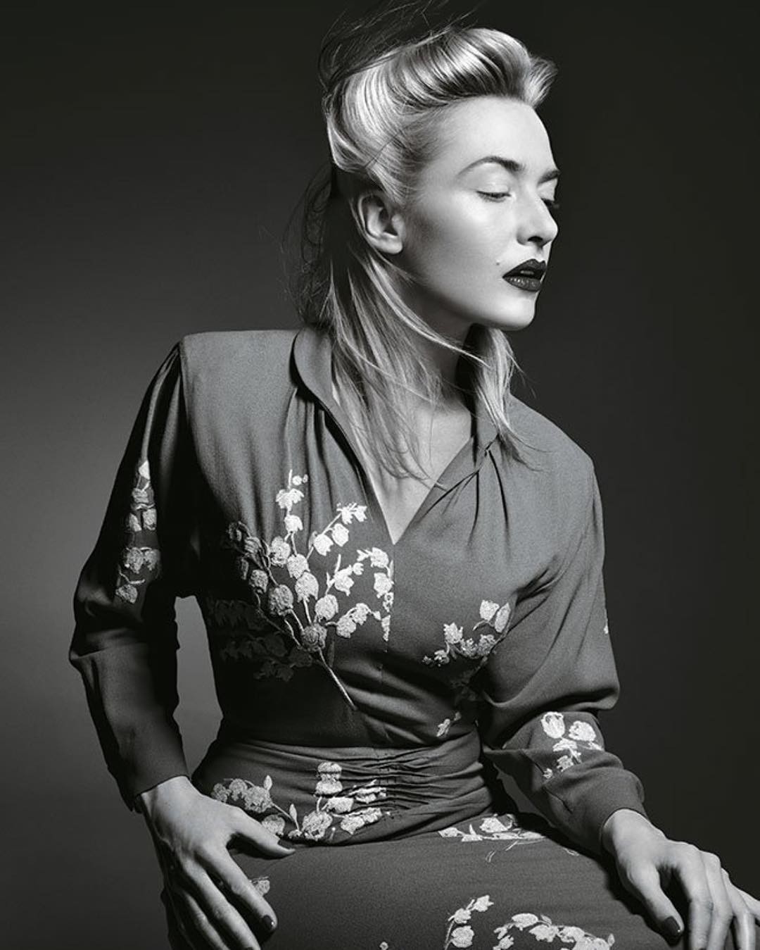 kate-winslet-nude-sexy-55 kate-winslet-nude-sexy-55